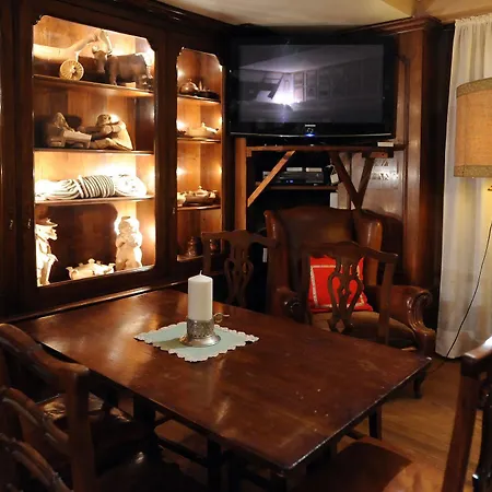 Hostellerie Des Guides Hotel 3*