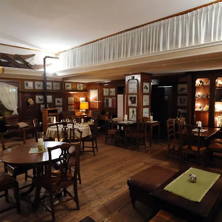 Hostellerie Des Guides Hotel Breuil-Cervinia